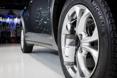 חומר אוניברסלי לחידוש ושימור על פלסטיקה , עור , צמיגים - PERL CARPRO