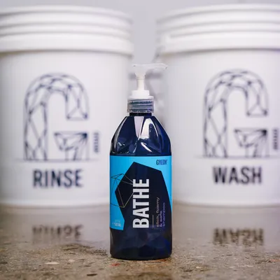 שמפו מקציף – GYEON Q²M Bathe