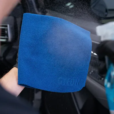 GYEON Bald Wipe EVO Towel - מגבת מיקרופייבר לפוליש וציפויים.