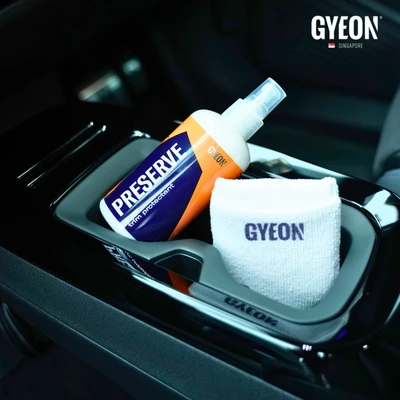 נוזל הגנה לפלסטיק וגומי – GYEON Q²M Preserve
