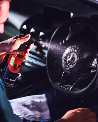 Yum Interior - חומר ניקוי פנים פלסטיקה/עור/בד/אלקנטרה