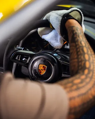 פד לניקוי פנים הרכב - yum EXFOLIATOR mitt