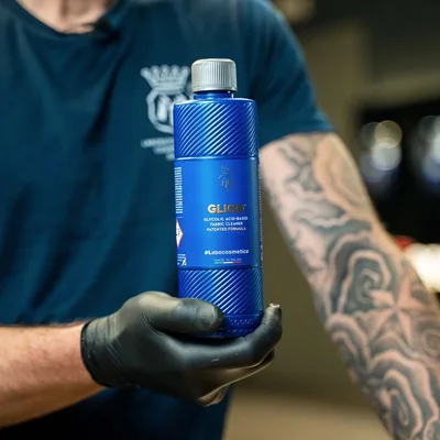 חומר לניקוי ריפודים מבוסס חומצה גליקולית - labocosmetica GLICO